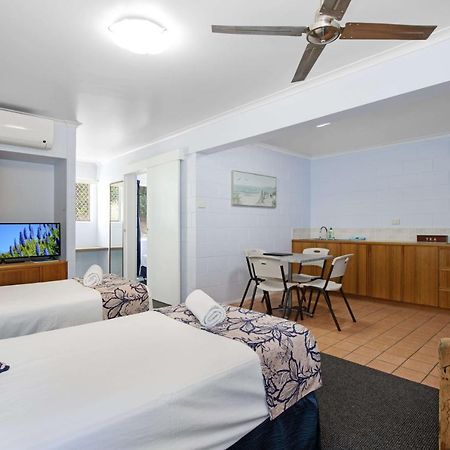 Island View Motel Таунсвилл Экстерьер фото